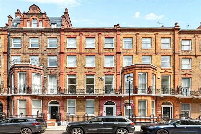 1 Bedroom Flat To Rent In Nottingham Place, Marylebone, London, W1U