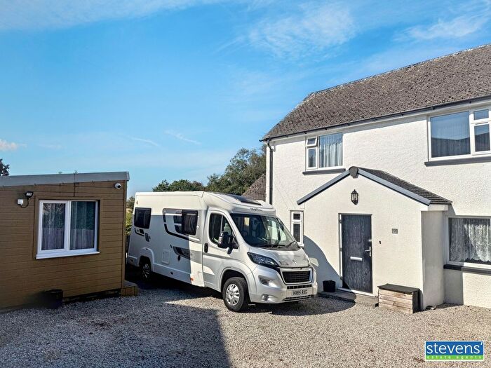3 Bedroom End Of Terrace House For Sale In Holywell Park, Halwill, Beaworthy, EX21