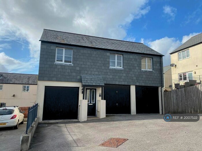 2 Bedroom Flat To Rent In Hammer Drive, St Austell, PL25