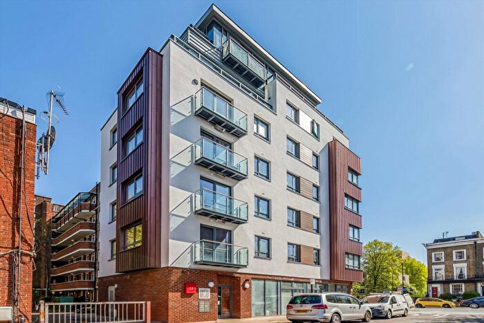 2 Bedroom Flat For Sale In Prince Of Wales Road, Kentish Town, NW5