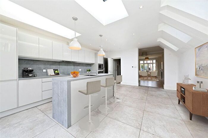 4 Bedroom Terraced House To Rent In St. Margarets Road, Twickenham, TW1