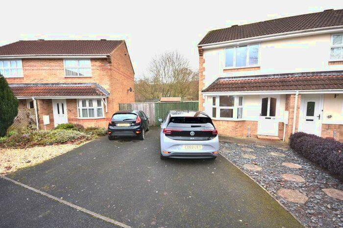 2 Bedroom Terraced House To Rent In Willow Walk, Honiton, EX14