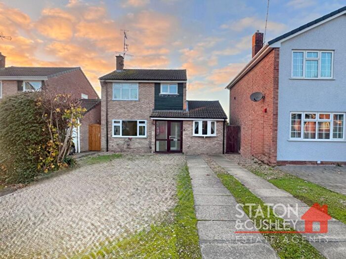 3 Bedroom Detached House For Sale In The Mynd, Mansfield Woodhouse, NG19