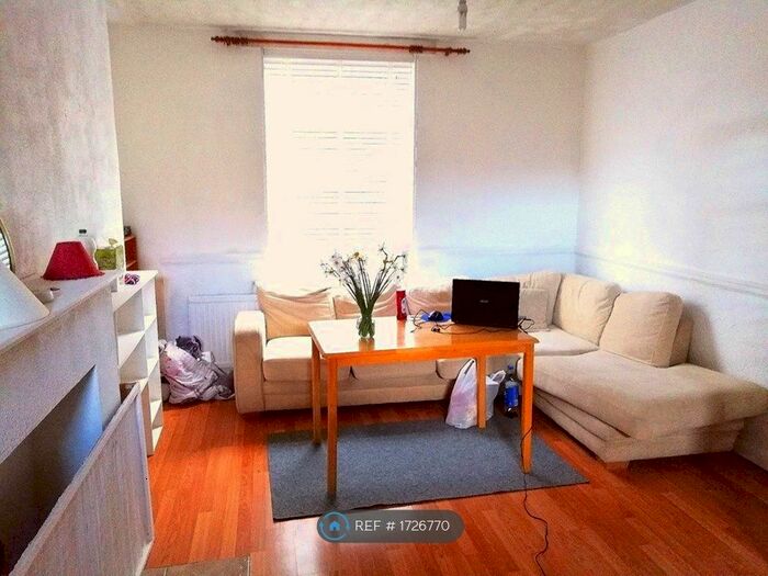 4 Bedroom Terraced House To Rent In Ryde Street, Hull, HU5