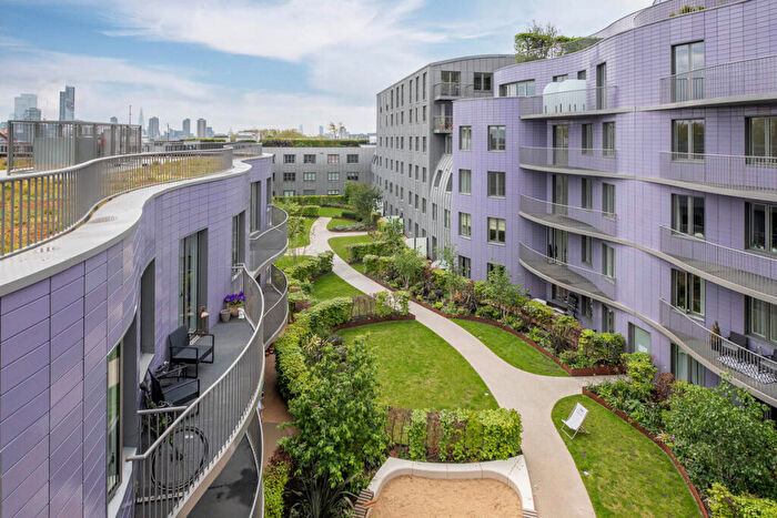 1 Bedroom Apartment For Sale In Esther Anne Place, London, N1