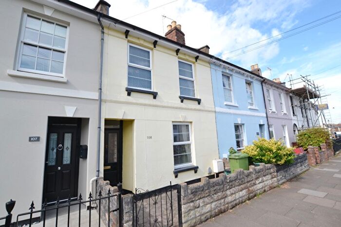 3 Bedroom Terraced House For Sale In Naunton Crescent, Cheltenham, GL53