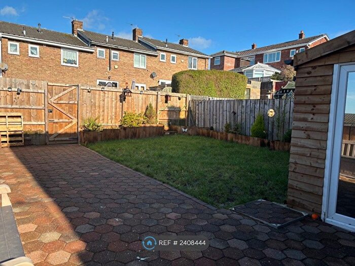 3 Bedroom Semi-Detached House To Rent In Harraby Gardens, Gateshead, NE9