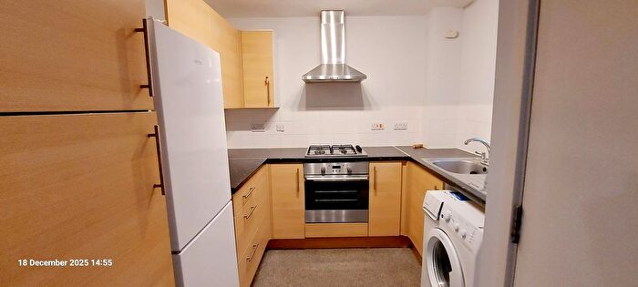 1 Bedroom Flat To Rent In Lockview Court, Hemel Hempstead, HP3