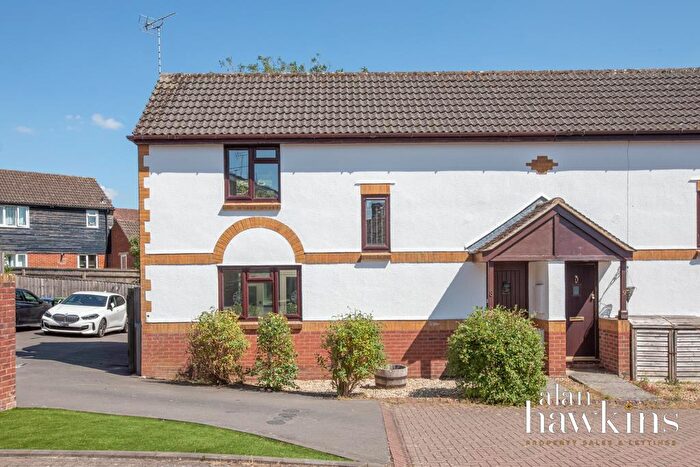 2 Bedroom Semi-Detached House For Sale In Badger Close, Royal Wootton Bassett, SN4