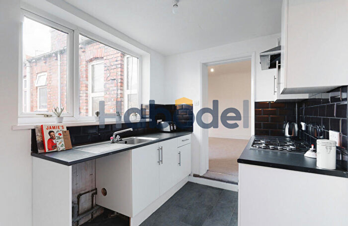 3 Bedroom Flat To Rent In Collingwood Street, West Park, South Shields, NE33