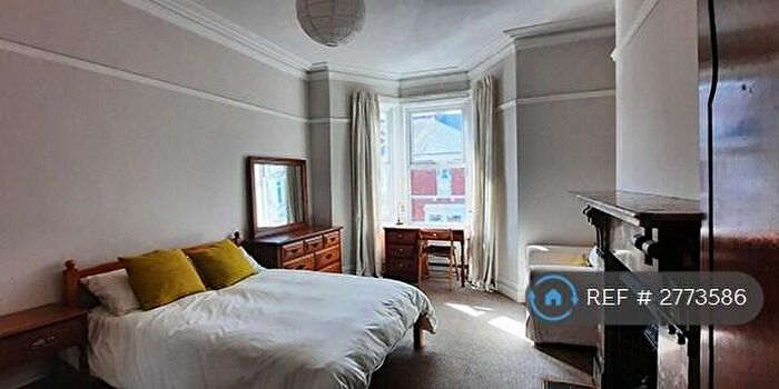 5 Bedroom Flat To Rent In Hazelwood Ave, Newcastle Upon Tyne, NE2