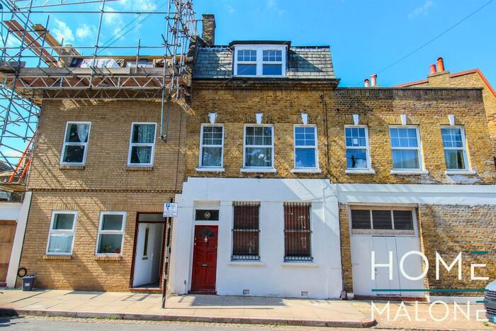 2 Bedroom Flat To Rent In Nevill Road, London, N16