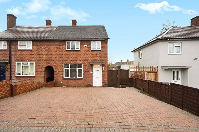 3 Bedroom Semi-Detached House For Sale In Longtown Road, Romford, RM3