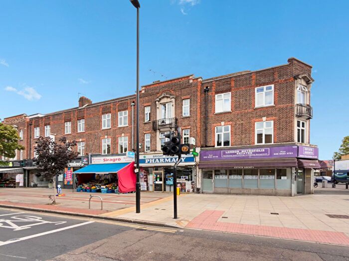 1 Bedroom Flat For Sale In Greenford Road, Greenford, UB6
