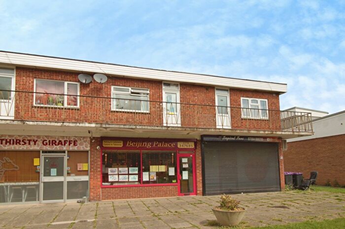 2 Bedroom Flat For Sale In Manor Way, Deeping St James, PE6