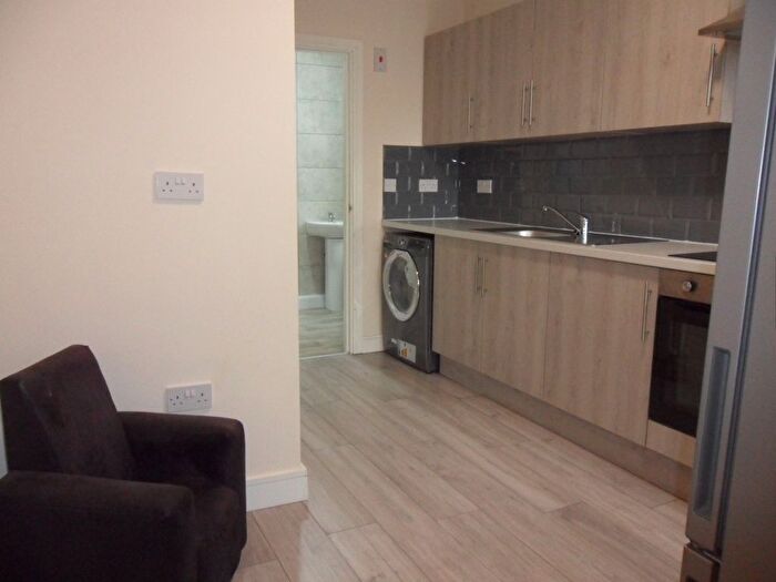 1 Bedroom Flat To Rent In Walsgrave Road, Stoke, CV2