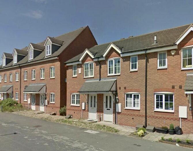 2 Bedroom Terraced House To Rent In Walsall Road, Willenhall, Wolverhampton, WV13