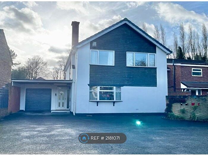 4 Bedroom Detached House To Rent In Bird End, West Bromwich, B71