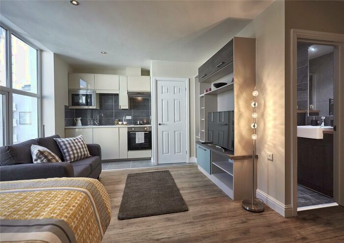 Studio To Rent In Blackfriars Road, Manchester, Greater Manchester, M3