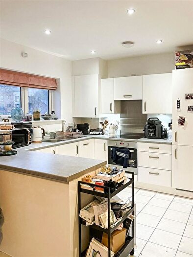 2 Bedroom Flat To Rent In Lancaster Close, Castle Hill, Ebbsfleet Valley, DA10