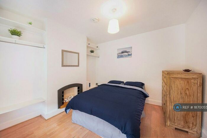 6 Bedroom Terraced House To Rent In Milner Road, Brighton, BN2