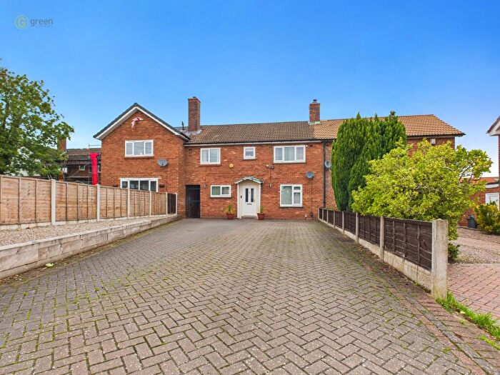 3 Bedroom Terraced House For Sale In Wyatt Road, Sutton Coldfield, B75