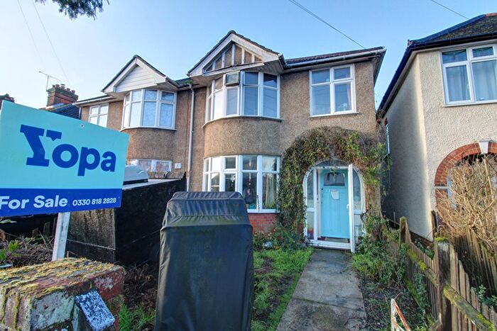 3 Bedroom Semi Detached House For Sale In Brunswick Road, Ipswich, IP4