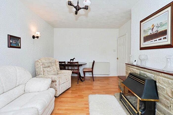 1 Bedroom Flat For Sale In Poynings Drive, Hove, East Sussex, BN3