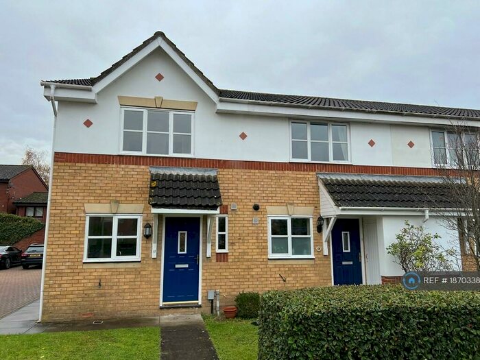 2 Bedroom Semi-Detached House To Rent In Stocton Close, Guildford, GU1
