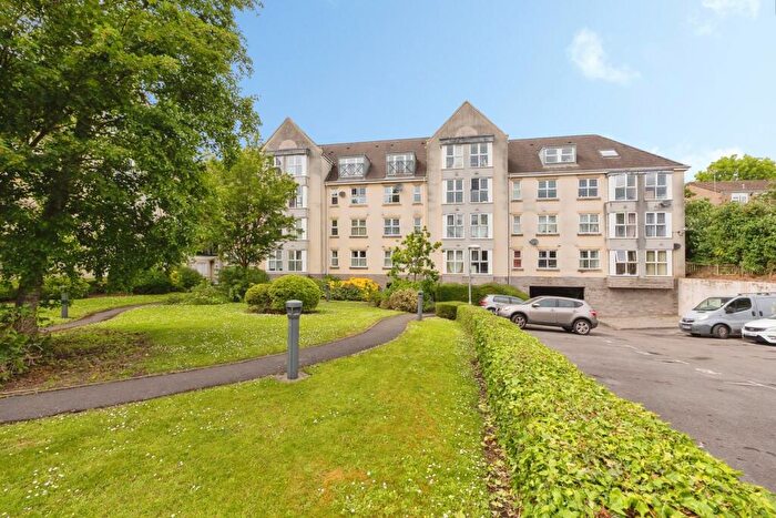 2 Bedroom Flat For Sale In Fishponds Road, Eastville, Bristol, Somerset, BS5
