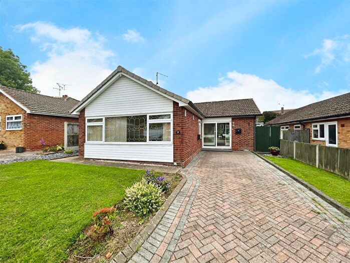 3 Bedroom Detached Bungalow For Sale In Streetfield, Herne Bay, CT6