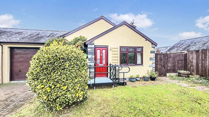 2 Bedroom Bungalow For Sale In Ystad Castell Morfa, Harlech, LL46