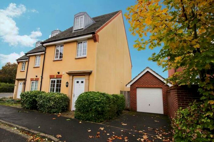 3 Bedroom Terraced House For Sale In Mustard Way, Andover, SP11