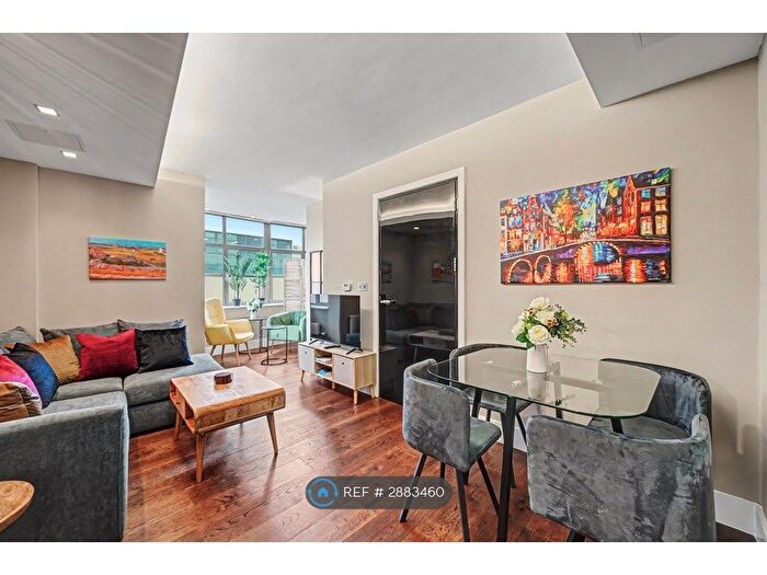 1 Bedroom Flat To Rent In St Johns Place, London, EC1M