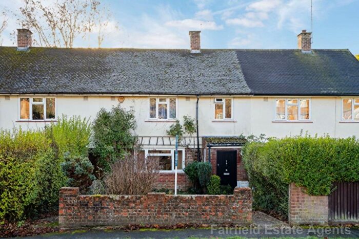 3 Bedroom Terraced House For Sale In Anthony Close, Oxhey, WD19