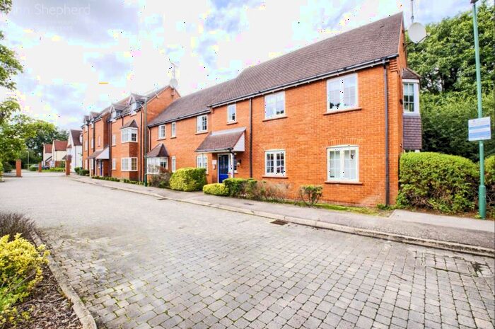 1 Bedroom Flat To Rent In Foxley Drive, Catherine-de-Barnes, Solihull, West Midlands, B91
