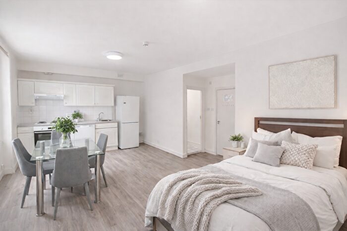 Studio To Rent In Cromwell Road, London, SW7