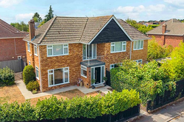 4 Bedroom Detached House For Sale In Cherrywood Gardens, Flackwell Heath, Buckinghamshire, HP10