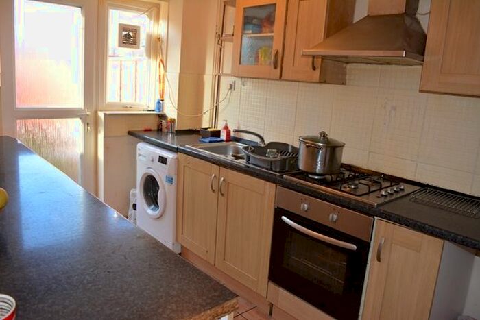 3 Bedroom End Of Terrace House To Rent In Bedroom Terraced House, Spruce Walk, Kempston, MK42