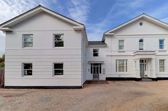 2 Bedroom Flat For Sale In Kenilworth Road, Leamington Spa, CV32