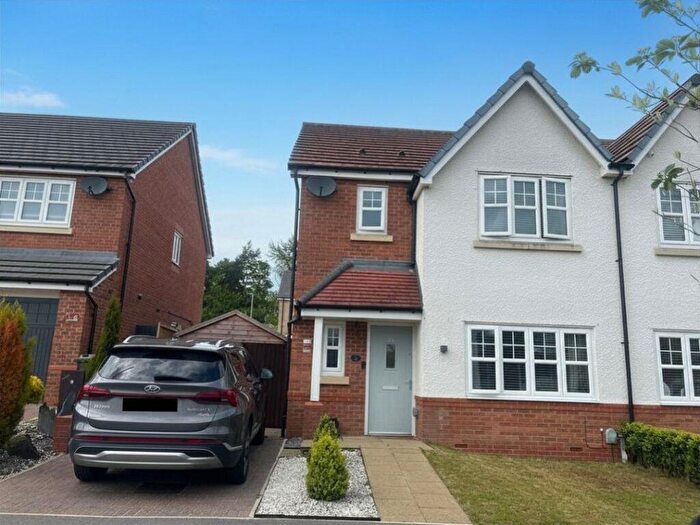 3 Bedroom Semi-Detached House For Sale In Llys Y Groes, Wrexham, LL13