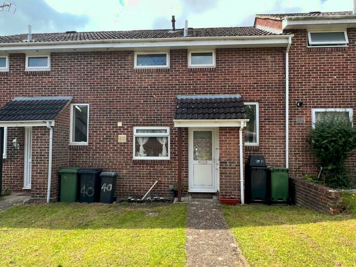 2 Bedroom Terraced House To Rent In May Tree Close, Winchester, SO22