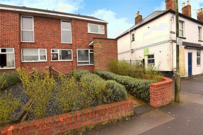 4 Bedroom Semi-Detached House To Rent In Barkham Road, Wokingham, Berkshire, RG41