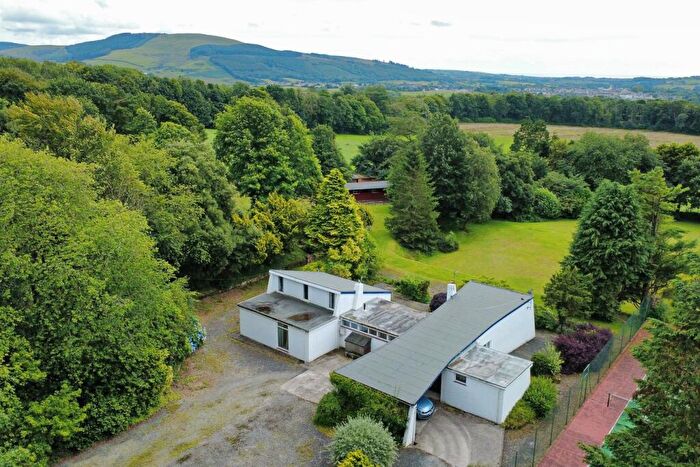 4 Bedroom Detached Bungalow For Sale In Rheda Park, Frizington, CA26