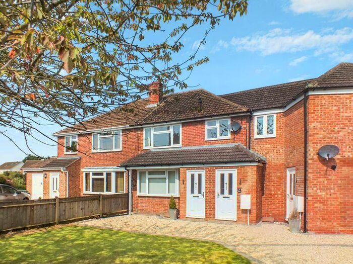 1 Bedroom Maisonette To Rent In Hazel Crescent, Kidlington, OX5