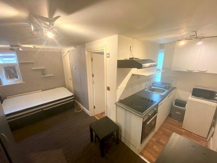 1 Bedroom Studio To Rent In Room, Village Way, Pinner, HA5