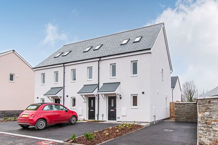 3 Bedroom End Of Terrace House To Rent In Malachite Avenue, Liskeard, PL14