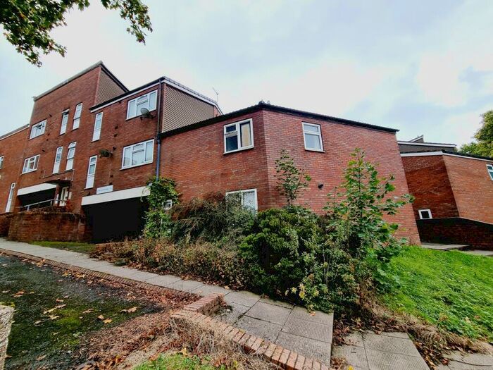 3 Bedroom House To Rent In Cromwell Street, Dudley, DY2
