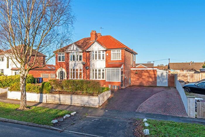 3 Bedroom Semi Detached House For Sale In Thelwall New Road, Thelwall, WA4