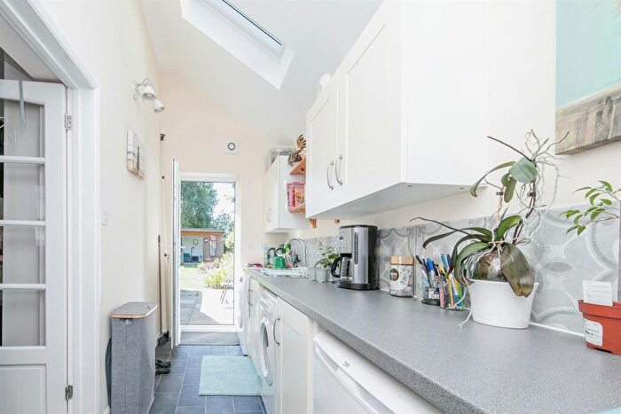 2 Bedroom End Of Terrace House For Sale In Rosehill Road, Ipswich, IP3